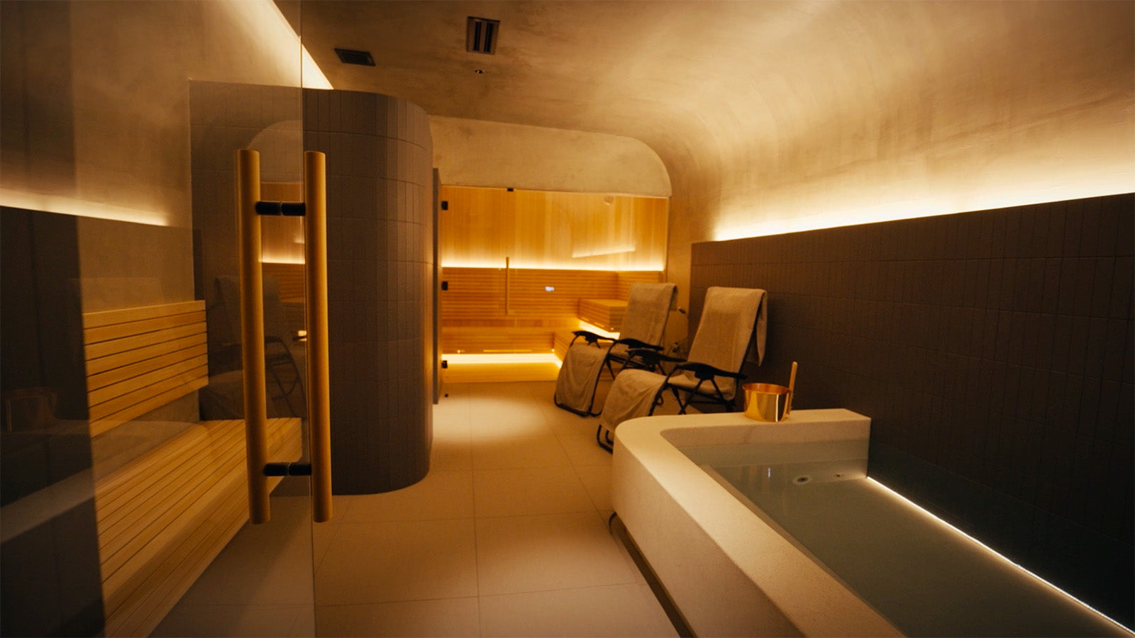 サウナ予約2名様〜 / 2時間 – BACKDOOR / The SAUNA Bar